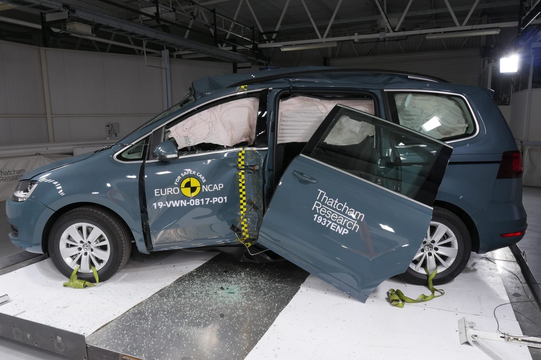 Volkswagen Sharan Euro NCAP pole crash - after test Dec 2019