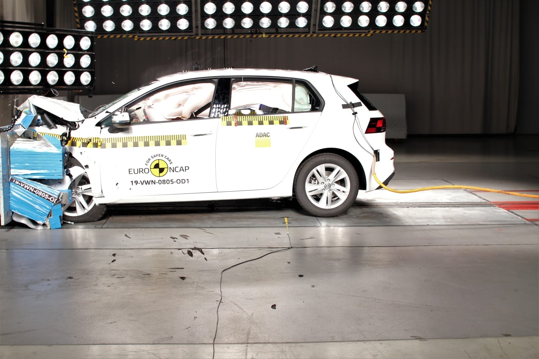VW Golf frontal offset impact test Dec 2019