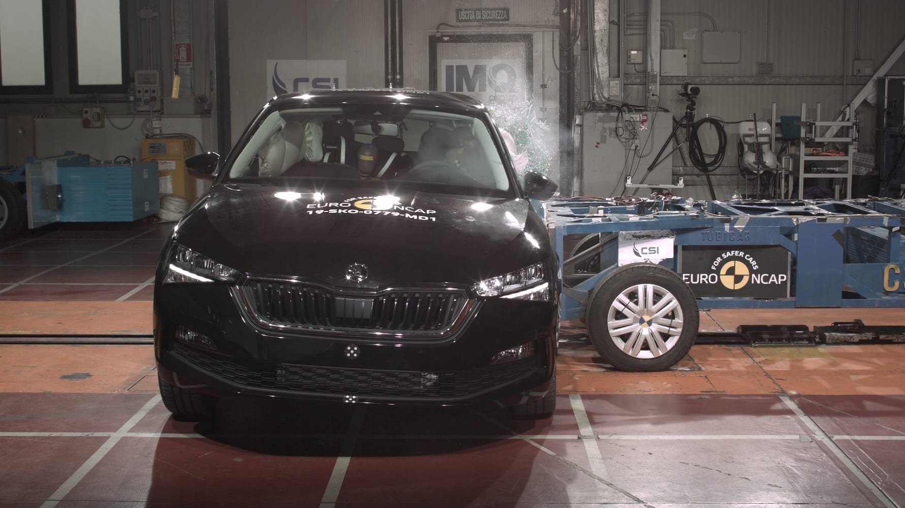 Skoda Kamiq side impact test Euro NCAP 2019