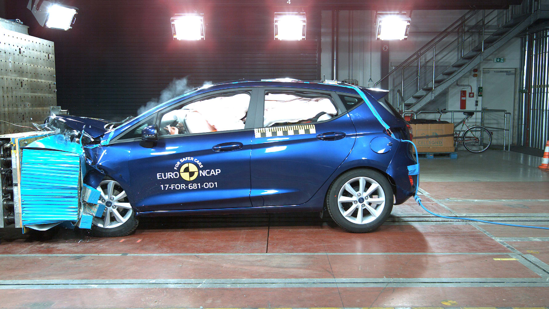 Ford Fiesta - frontal offset impact test - Sept 2017