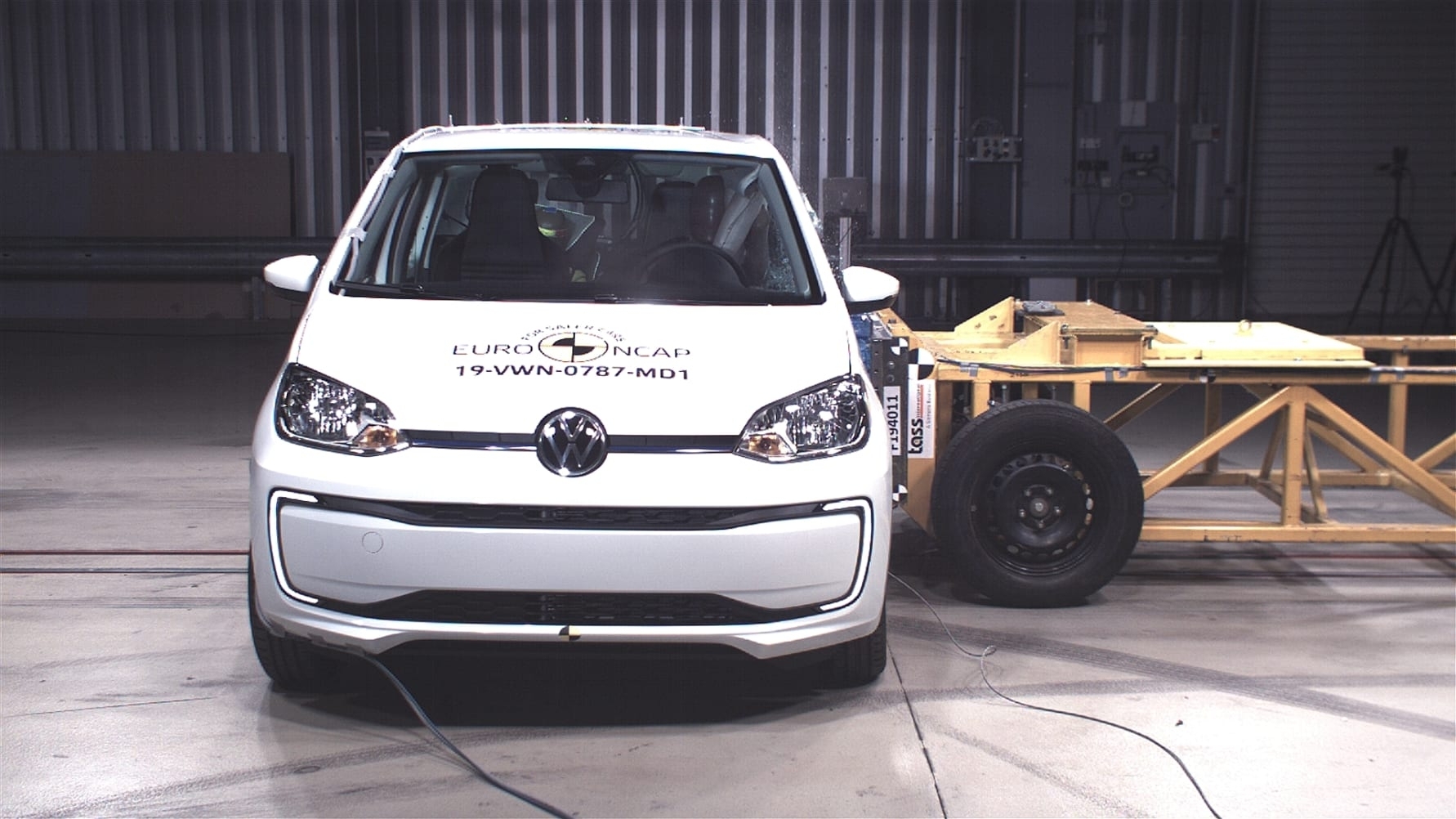 VW up side crash test Dec 2019