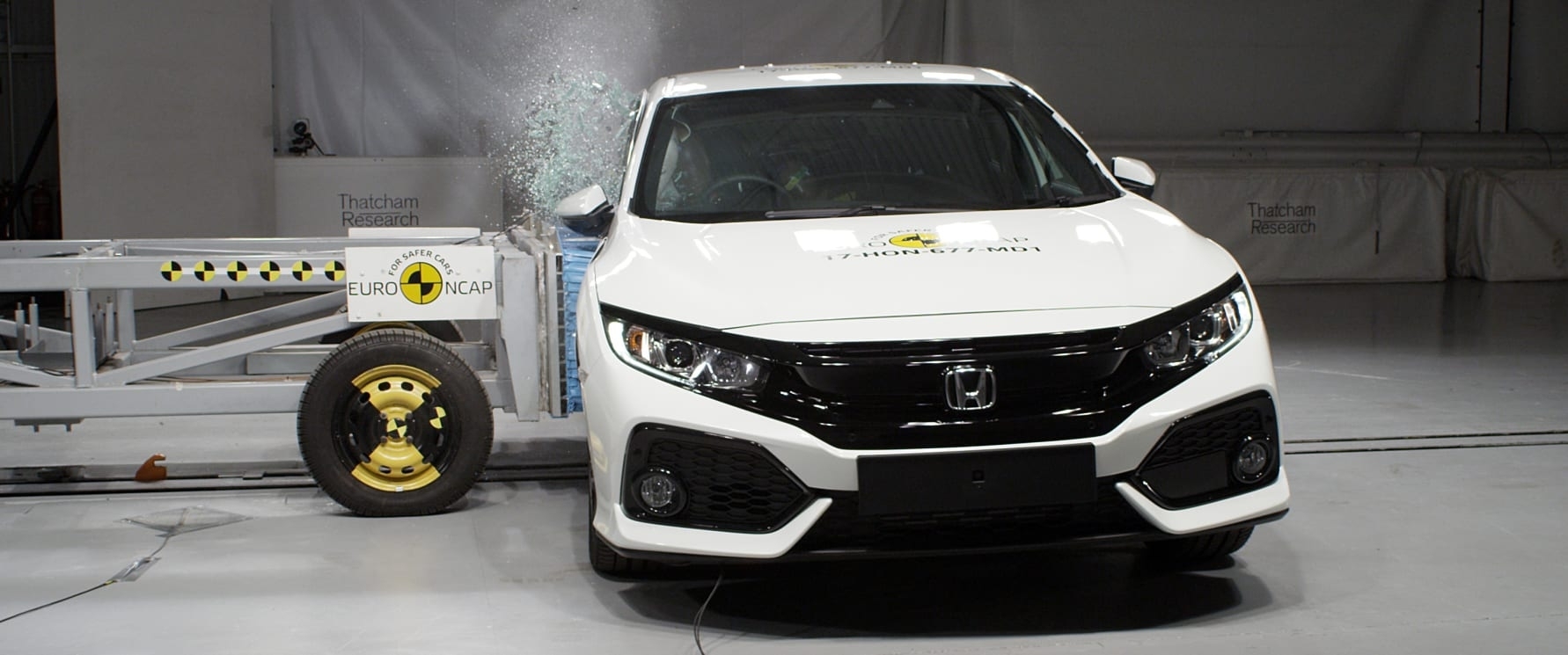 Honda Civic - Side crash test 2017